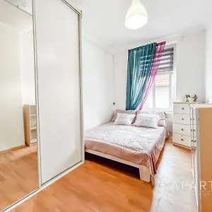  Hostel Srodmiescie Ul Sempolowskiej Polska